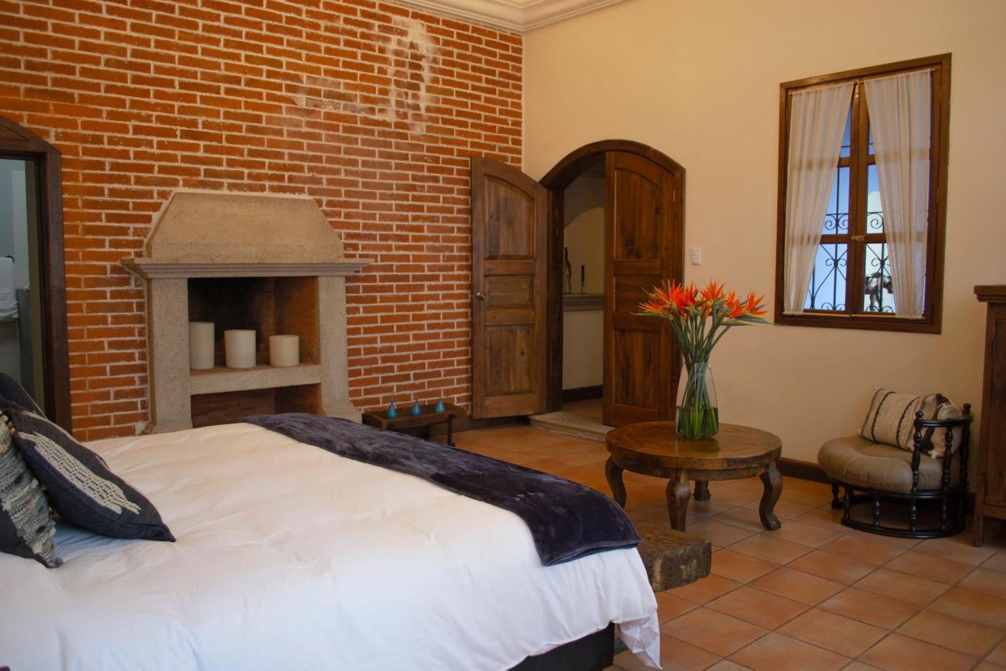 Santa Margarita Bed & Breakfast Antigua Exterior photo