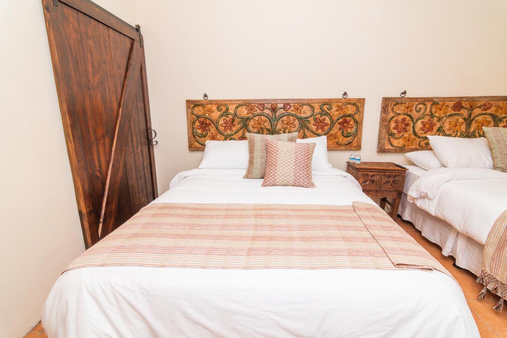 Santa Margarita Bed & Breakfast Antigua Exterior photo