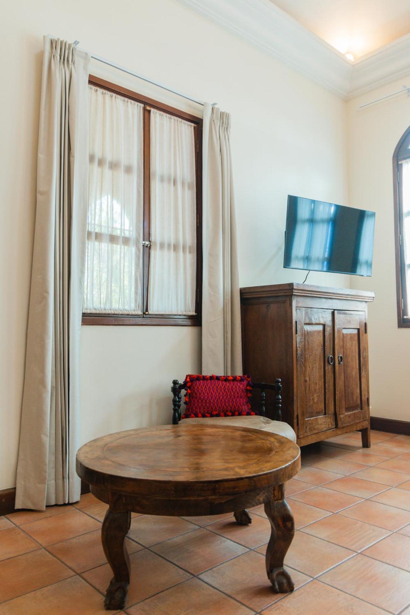 Santa Margarita Bed & Breakfast Antigua Exterior photo