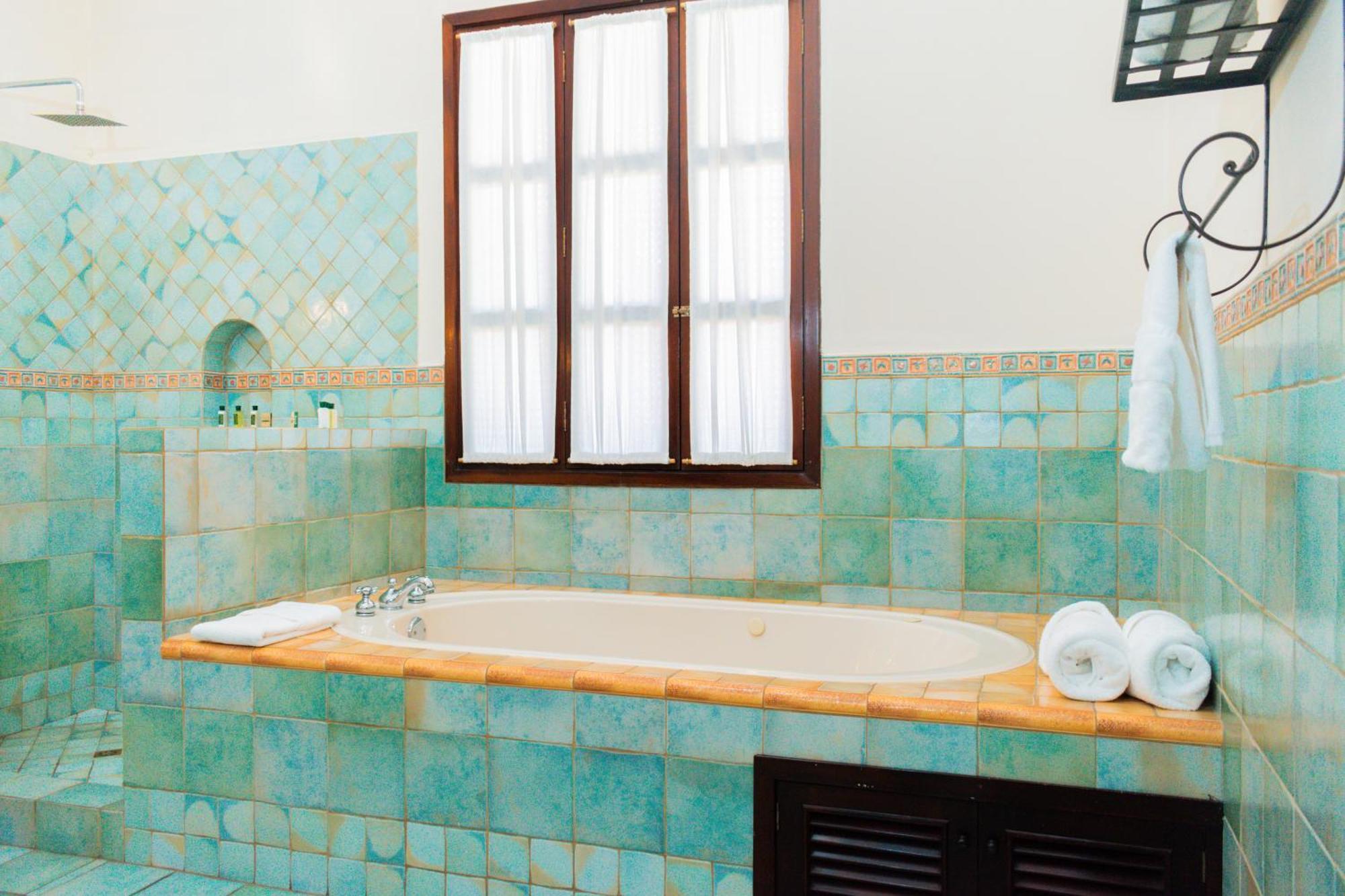 Santa Margarita Bed & Breakfast Antigua Exterior photo