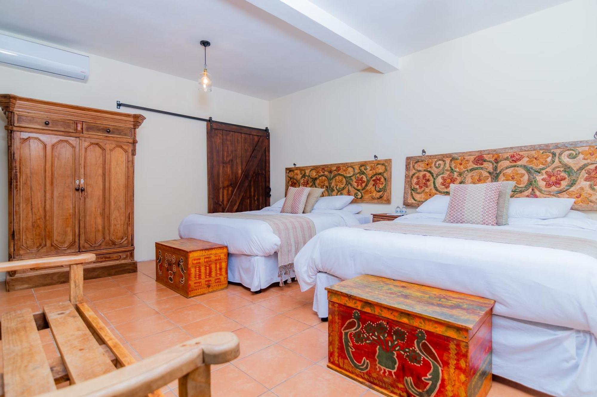 Santa Margarita Bed & Breakfast Antigua Exterior photo